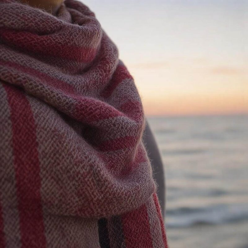 Dzierganie szalika z wykorzystaniem różnych oczek